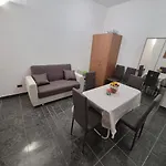 Apartment Casa Monica Palestro *