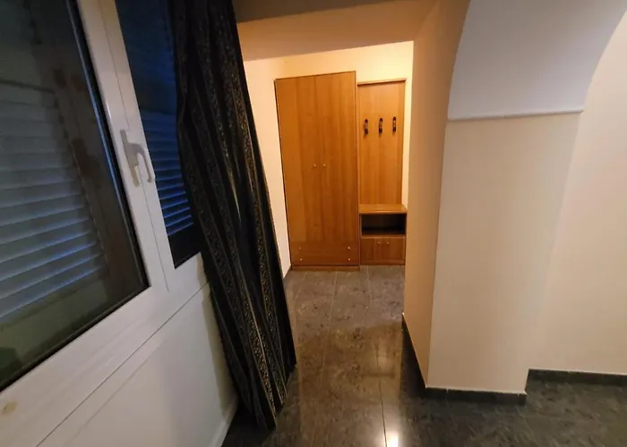 Casa Monica Palestro شقة