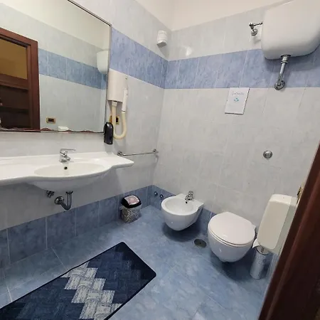 דירה Casa Monica Palestro *